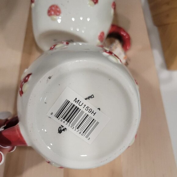 NWT Set Of 2 Mushroom Coffee Mugs Red & White Pottery Coffee Cups Toadstool - Picture 10 of 13